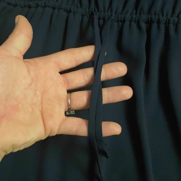 Aritzia 🐝 3 for $35 Navy Size XS Casimir Dress by Babaton - Picture 4 of 9